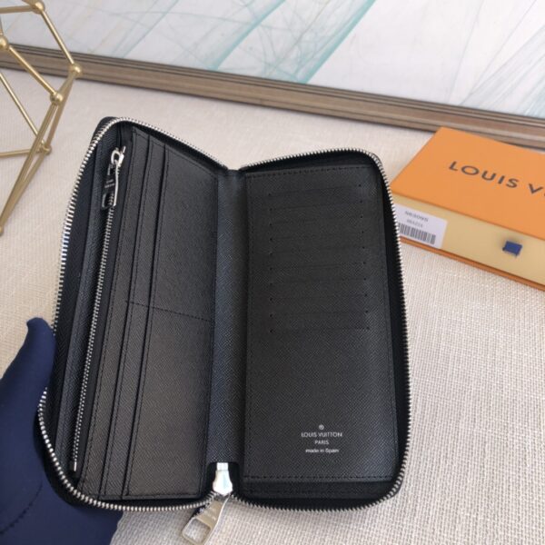 Louis Vuitton Men's Vertical Zip Wallet - Blue - Image 3