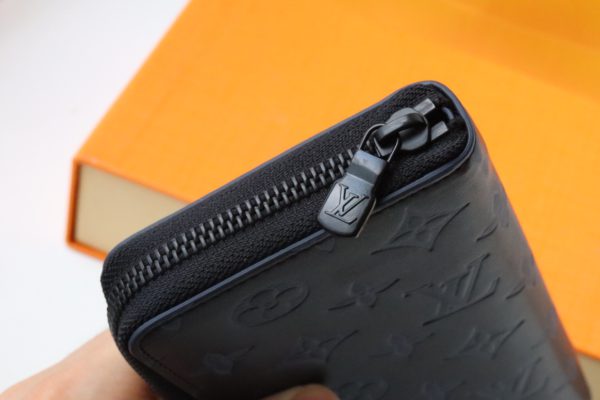Louis Vuitton Zippy Zipper Vertical Wallet - Blue - Image 3