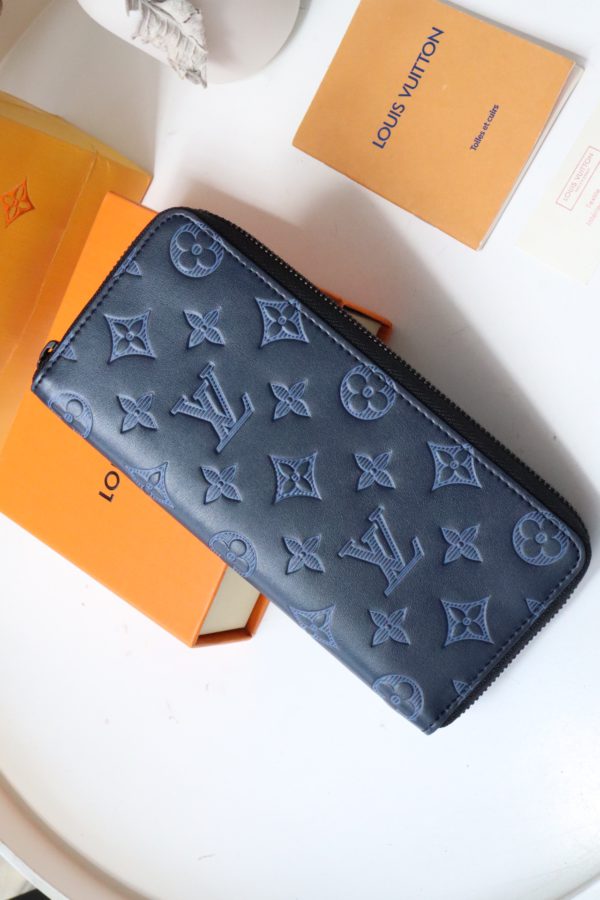 Louis Vuitton Zippy Zipper Vertical Wallet - Blue - Image 2
