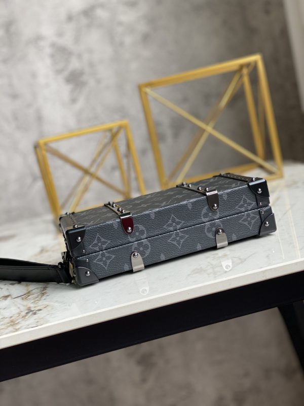Louis Vuitton Catwalk Wood Box Handbag - Black - Image 4