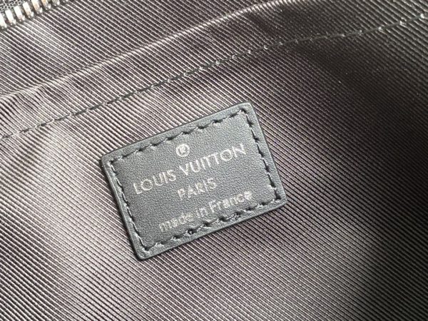 Louis Vuitton Two-Piece Men's Alpha Wearable Wallet - Image 2