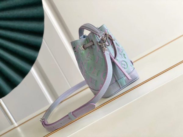 Louis Vuitton Apricot Nano Noé Handbag - Blue - Image 5