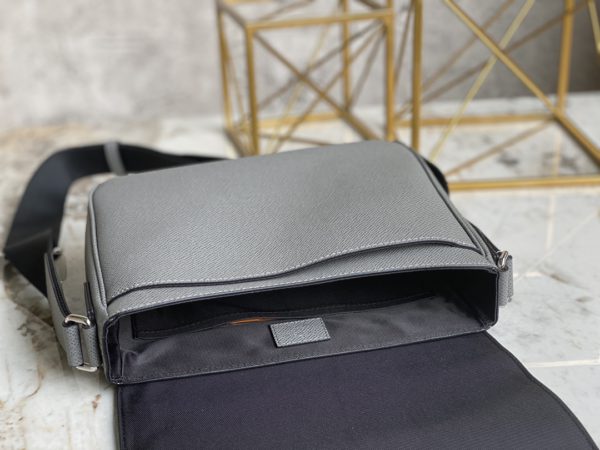 Louis Vuitton District Small Messenger Cross Pattern Bag - Gray - Image 2