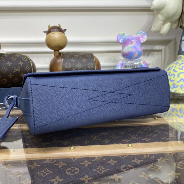 Louis Vuitton AEROGRAM Messenger Bag - Dark Blue - Image 3
