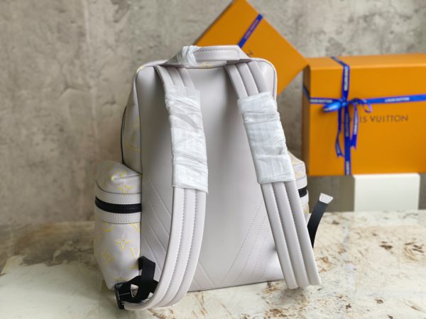Louis Vuitton Discovery Monogram Backpack in White - Image 4