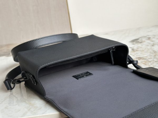 Louis Vuitton Flap Mini Men's Messenger Handbag - Black - Image 2