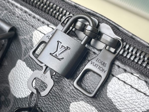 Louis Vuitton YK Keepall 55 Travel Bag - Image 4