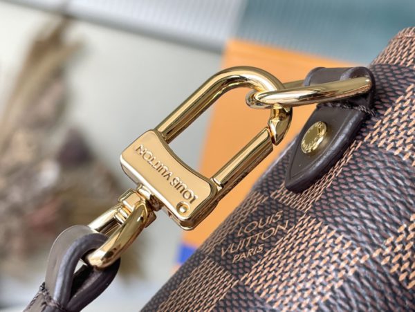 Louis Vuitton Coffee Check Messenger CROISETTE Bag - Image 8