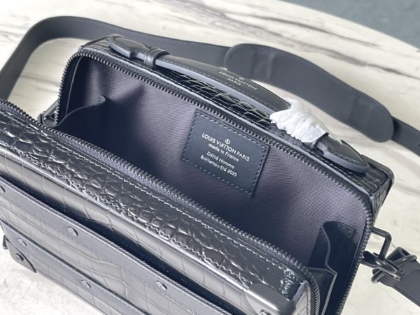Louis Vuitton Black Crocodile Pattern Box Bag - Image 4