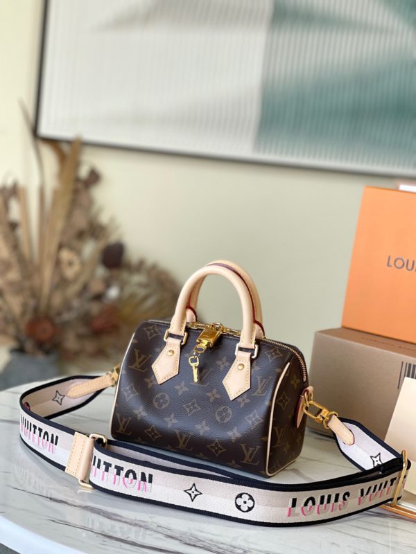 Louis Vuitton Counter Inspection Duty - Free Handbag