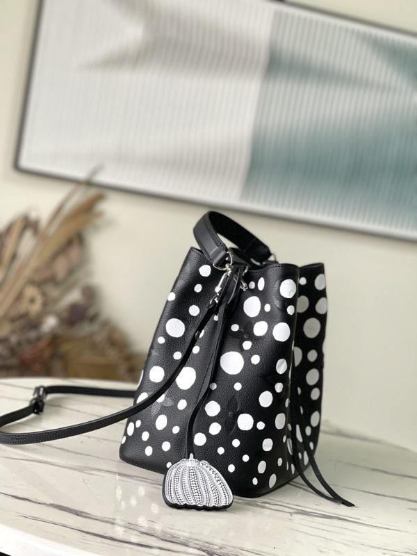 Louis Vuitton Black Dot LV x YK NéoNoé BB Handbag - Image 7