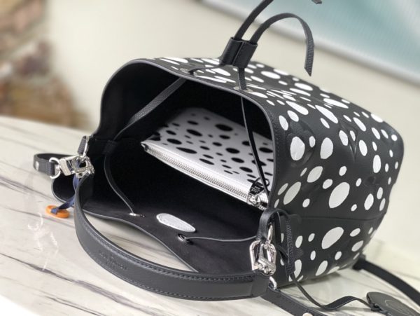 Louis Vuitton Black Dot LV x YK NéoNoé BB Handbag - Image 8