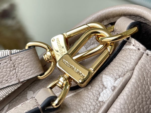 Louis Vuitton Diane Handbag - Apricot - Image 8
