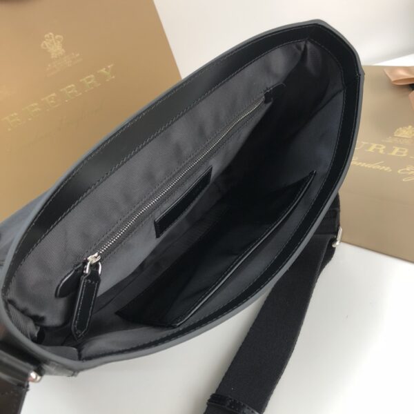 Burberry Mellow London Plain Bag - Black - Image 2