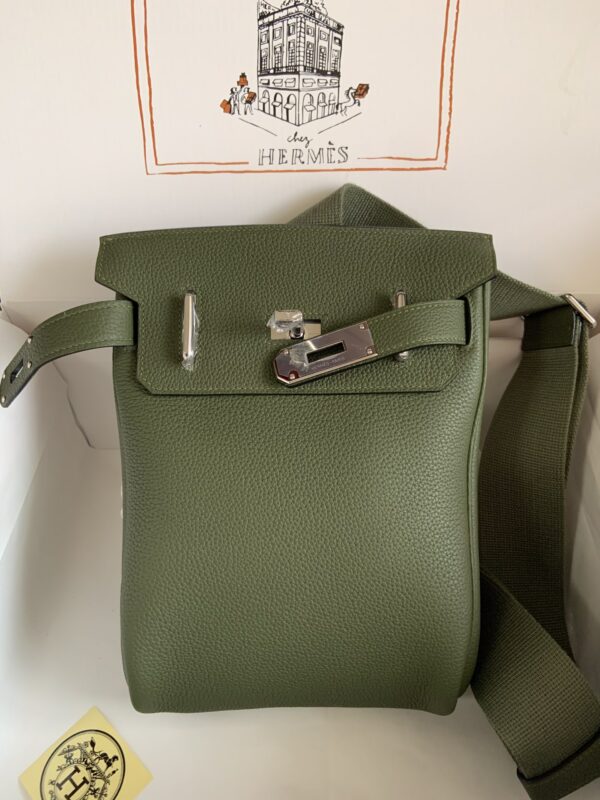 Hermes HAC A DOS Handbag – Green - Image 4