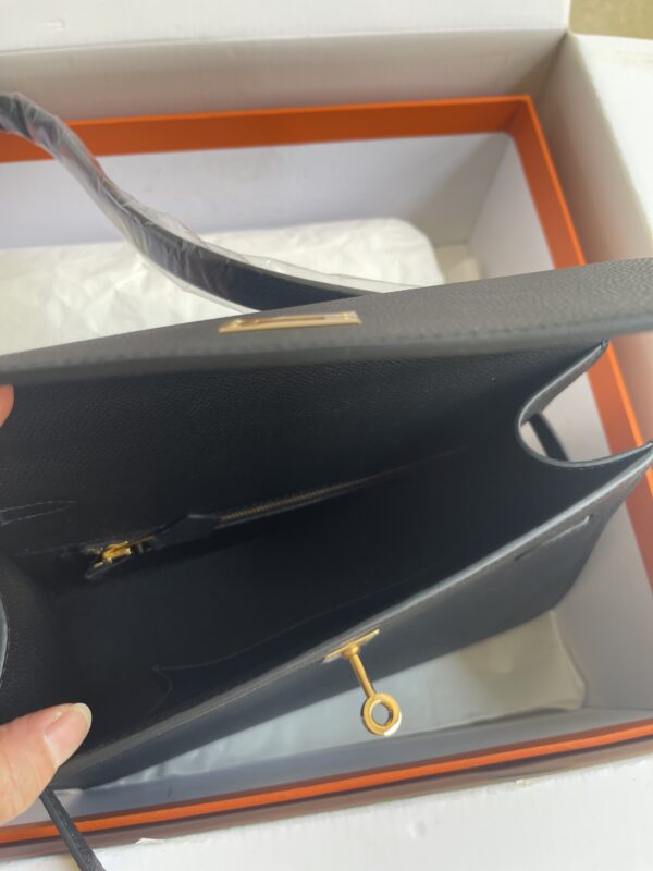 Hermes Kelly Pochette Handbag - Black - Image 3
