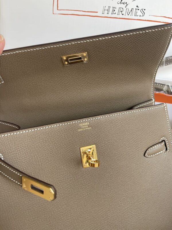 Hermes Kelly Pochette Handbag - Elephant Gray - Image 3