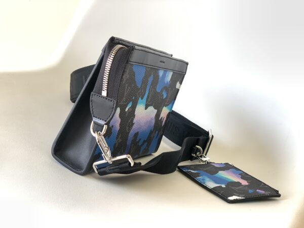 Louis Vuitton Two-Piece Gaston Wearable Wallet - Black/Blue - Image 5