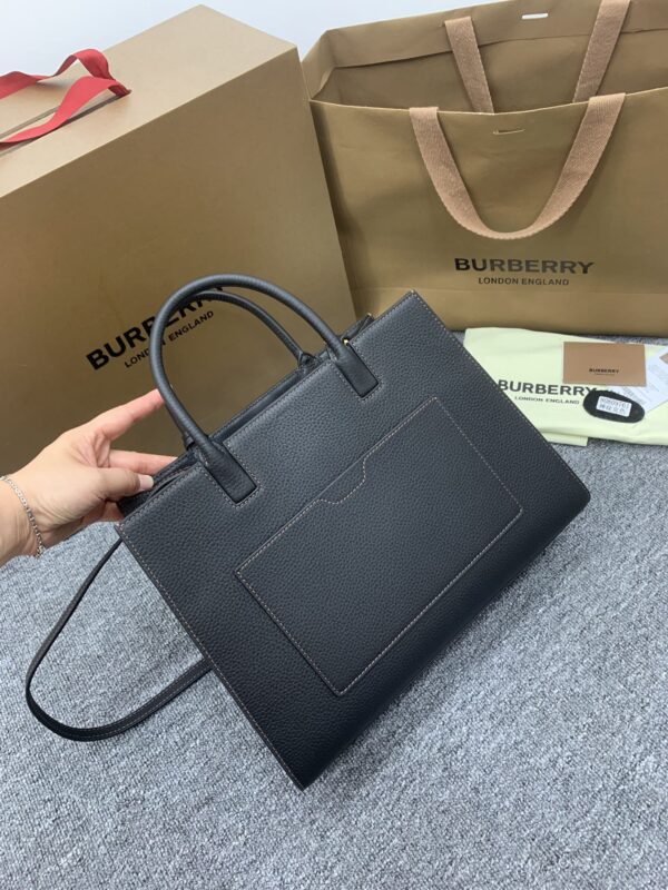 Burberry Denny Grain Leather Tote Bag - Black - Image 4