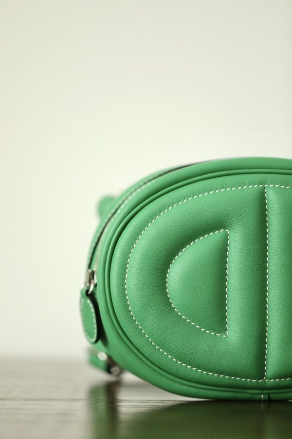 Hermes Loop Swift Waist Bag - Green - Image 2