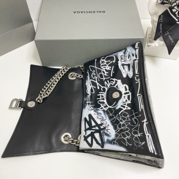 Balenciaga Graffiti Pleated Medium Chain Bag - Black/White - Image 3