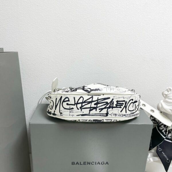 Balenciaga Half-Moon XSmall Armpit Dumpling Bag - White - Image 2