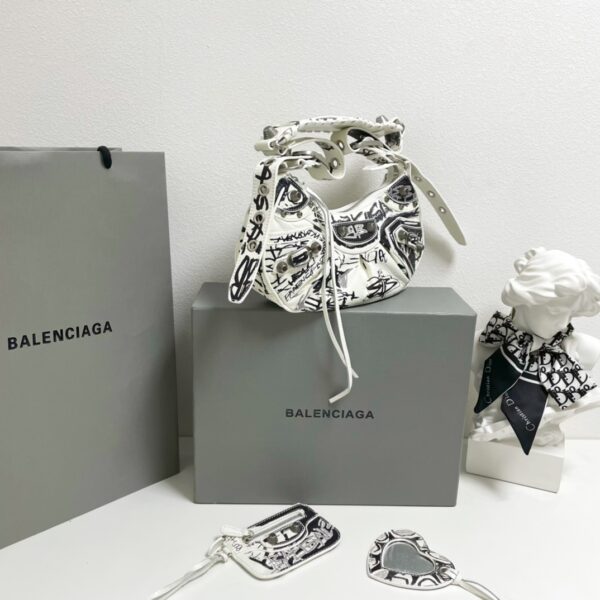 Balenciaga Half-Moon XSmall Armpit Dumpling Bag - White - Image 5