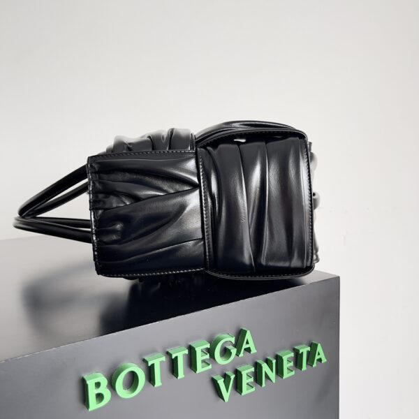 Bottega Veneta New Tote Bag - Black - Image 5