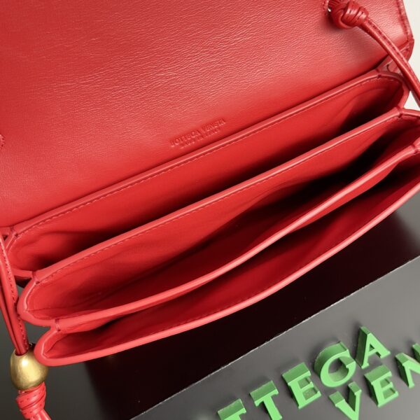 Bottega Veneta Trio Rope Bag Accordion Bag - Red - Image 3