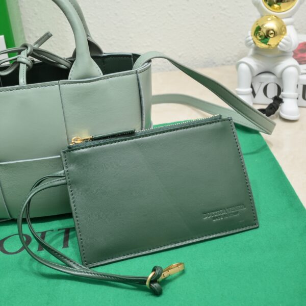Bottega Veneta Candy Arco Super Mini Tote Bag - Light Green - Image 3