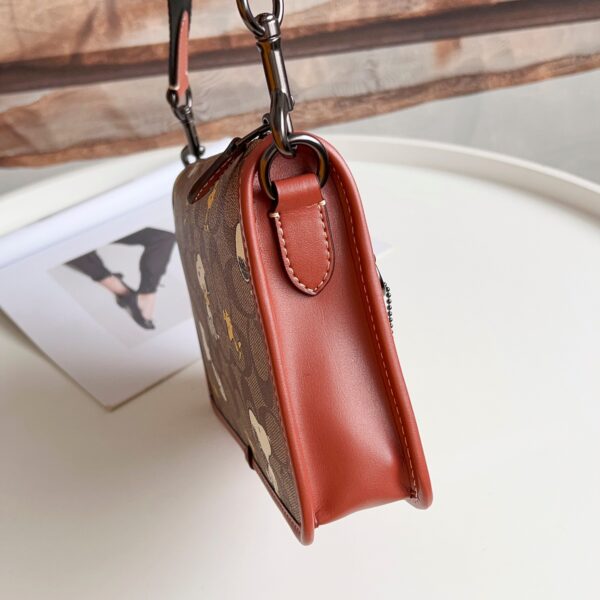 Coach Heritage Multi-functional Crossbody Bag - Image 5