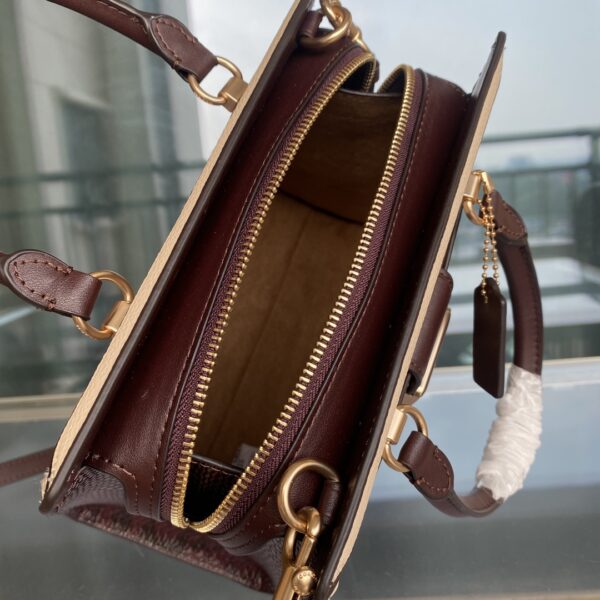 Coach Grace Carryall Square Bag - Cream - Image 2